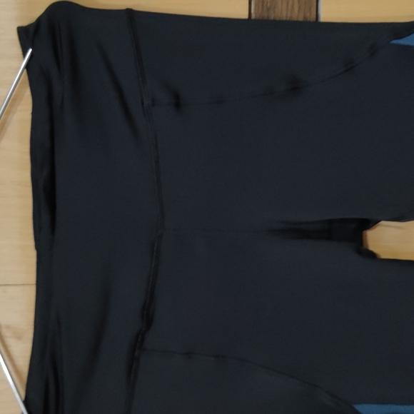 ❌❌sold❌❌Trackpant with mesh details - Picture 4 of 6